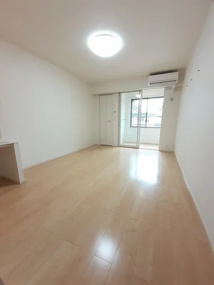 のマンスリーマンション・ウィークリーマンション「セイコウ光　竹原Ⅱ 105・洋室(No.1281783)」メイン画像