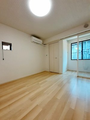 愛媛県のマンスリーマンション・ウィークリーマンション「さくら　広瀬 101・洋室(No.1281791)」メイン画像