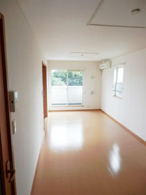 中津駅（大分県）のマンスリーマンション・ウィークリーマンション「エレガンテカーサＢ 203・洋室(No.1281833)」メイン画像