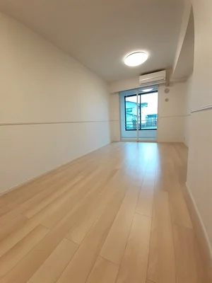 のマンスリーマンション・ウィークリーマンション「シーズン　ＨＲ 102・洋室(No.1281836)」メイン画像