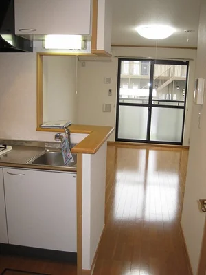 のマンスリーマンション・ウィークリーマンション「マルベリーⅡ 102・洋室(No.1281878)」メイン画像