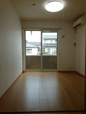 のマンスリーマンション・ウィークリーマンション「ボンベ－ル 101・DK(No.1281879)」メイン画像