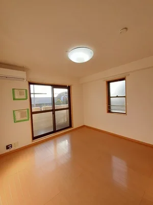 のマンスリーマンション・ウィークリーマンション「アルテー・メーディオ 206・洋室(No.1282059)」メイン画像