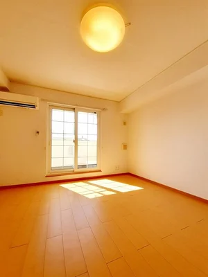 のマンスリーマンション・ウィークリーマンション「グランデＫⅡ　Ｄ 203・洋室(No.1282060)」メイン画像