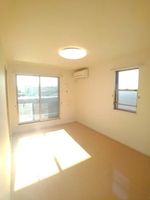 福山市のマンスリーマンション・ウィークリーマンション「アンソレイユＤ 202・洋室(No.1282076)」メイン画像