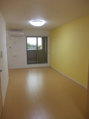 のマンスリーマンション・ウィークリーマンション「ファミールＣ 202・洋室(No.1282092)」メイン画像