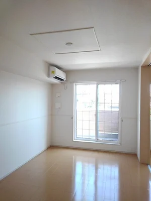 のマンスリーマンション・ウィークリーマンション「プリムローズ・ガーデン 204・洋室(No.1282098)」メイン画像