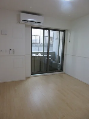 のマンスリーマンション・ウィークリーマンション「ラ　フォレスタ　ツルマキ 101・洋室(No.1282116)」メイン画像