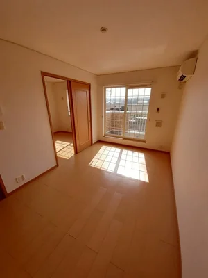 のマンスリーマンション・ウィークリーマンション「ヴィクトリーⅢ 203・洋室(No.1282121)」メイン画像