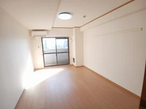 羽衣国際大学周辺のマンスリーマンション・ウィークリーマンション「エテルノソ－レ 605・洋室(No.1282136)」メイン画像