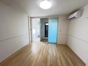 のマンスリーマンション・ウィークリーマンション「プレミール 102・洋室(No.1282336)」メイン画像