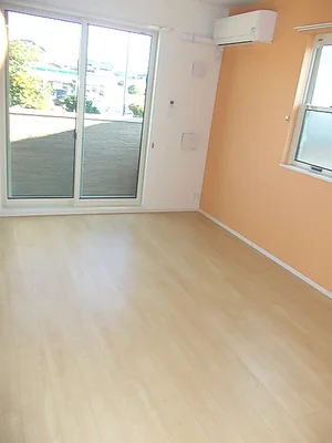 のマンスリーマンション・ウィークリーマンション「ソル・レヴェンテⅡ 102・洋室(No.1282373)」メイン画像