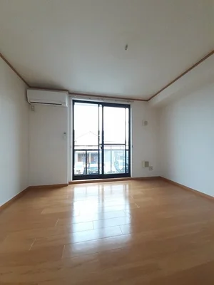 のマンスリーマンション・ウィークリーマンション「ソレアードＡ 202・洋室(No.1282388)」メイン画像