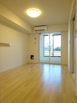 のマンスリーマンション・ウィークリーマンション「サンリット　レジデンスⅡ 102・洋室(No.1282402)」メイン画像