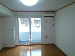 のマンスリーマンション・ウィークリーマンション「トルドニード 102・洋室(No.1282548)」メイン画像