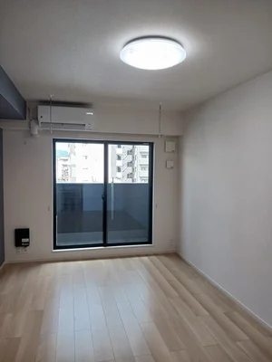 三重県の大東建託リーシング株式会社のマンスリーマンション・ウィークリーマンション「ヒカルサ四日市中部ウエスト 303・洋室(No.1282606)」メイン画像