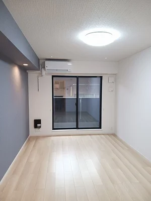 三重県の大東建託リーシング株式会社のマンスリーマンション・ウィークリーマンション「ヒカルサ四日市中部ウエスト 203・洋室(No.1282609)」メイン画像