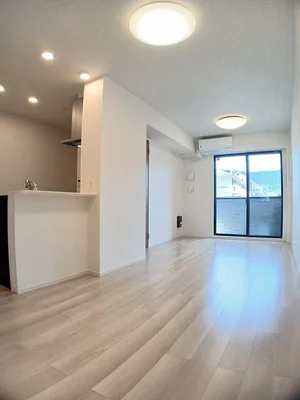 のマンスリーマンション・ウィークリーマンション「ヴェルデ　ブリッサ　Ⅲ 102・洋室(No.1282705)」メイン画像