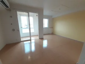 のマンスリーマンション・ウィークリーマンション「ロワゾ倉吉 102・洋室(No.1282715)」メイン画像