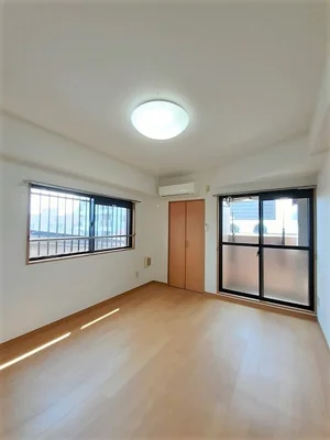 香川県のマンスリーマンション・ウィークリーマンション「れいけん 403・洋室(No.1282729)」メイン画像