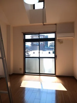 のマンスリーマンション・ウィークリーマンション「ジュネス一の宮 202・洋室(No.1282790)」メイン画像