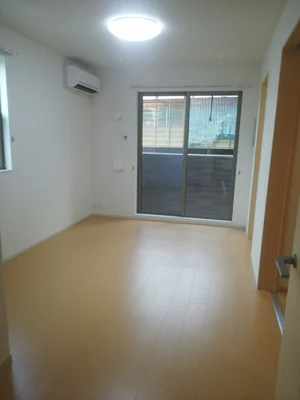 のマンスリーマンション・ウィークリーマンション「パーシモン 101・洋室(No.1282811)」メイン画像