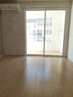 のマンスリーマンション・ウィークリーマンション「ラヴニール悠 104・洋室(No.1282816)」メイン画像