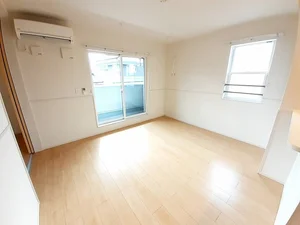 のマンスリーマンション・ウィークリーマンション「エヴァーグリーン納富分Ⅱ 201・洋室(No.1282821)」メイン画像