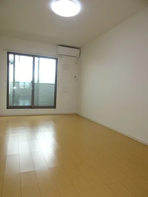 のマンスリーマンション・ウィークリーマンション「ラ　ナチュール 303・洋室(No.1282903)」メイン画像