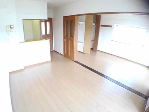 のマンスリーマンション・ウィークリーマンション「ボーフェン　ドゥリー 401・洋室(No.1282916)」メイン画像