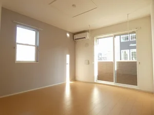 のマンスリーマンション・ウィークリーマンション「トルテュパシアン港ヶ丘 104・洋室(No.1283030)」メイン画像