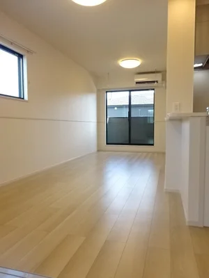 のマンスリーマンション・ウィークリーマンション「ロワゾーブルーＯ 202・洋室(No.1283043)」メイン画像