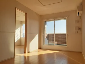 のマンスリーマンション・ウィークリーマンション「ヴィラウェスト軽井沢 202・洋室(No.1283058)」メイン画像