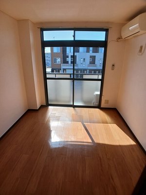 のマンスリーマンション・ウィークリーマンション「メゾンアイリス　Ⅱ 201・洋室(No.1283288)」メイン画像