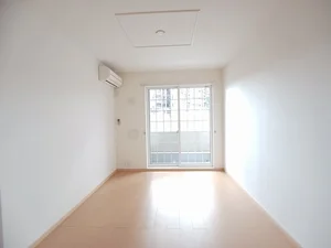 のマンスリーマンション・ウィークリーマンション「フラワーヒルズⅡ 102・洋室(No.1283321)」メイン画像