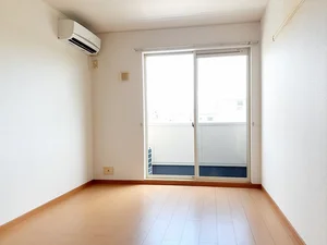 岐阜県のマンスリーマンション・ウィークリーマンション「ジュネスＹＭ　Ａ 102・洋室(No.1283345)」メイン画像