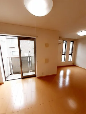 のマンスリーマンション・ウィークリーマンション「リトリートＳ 202・洋室(No.1283385)」メイン画像