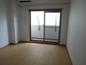 のマンスリーマンション・ウィークリーマンション「ジェン・ルー 103・洋室(No.1283463)」メイン画像