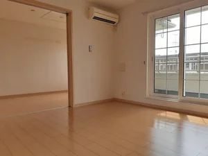 のマンスリーマンション・ウィークリーマンション「シャン・ド・フルールⅣ 201・洋室(No.1283780)」メイン画像