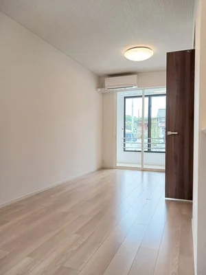 のマンスリーマンション・ウィークリーマンション「グランテリア瀬戸Ⅱ　Ｄ 106・洋室(No.1283814)」メイン画像