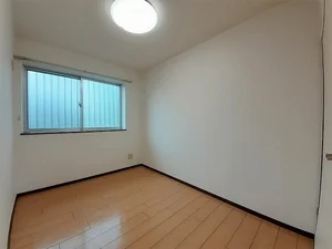 のマンスリーマンション・ウィークリーマンション「サンリーフ湘南 102・洋室(No.1283834)」メイン画像