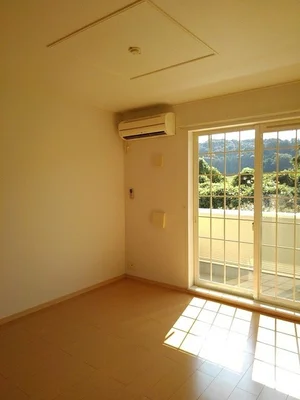 のマンスリーマンション・ウィークリーマンション「ハピネス・ハトミⅡ 102・洋室(No.1283967)」メイン画像