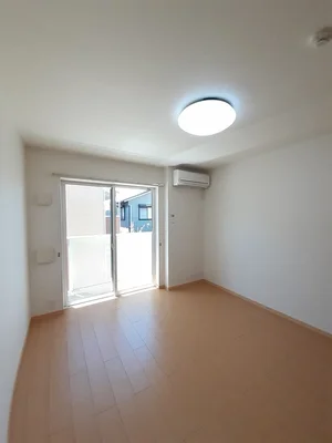 滋賀県の大東建託リーシング株式会社のマンスリーマンション・ウィークリーマンション「プレーヌアンソレイエＮｏｒｔｈ 202・洋室(No.1283968)」メイン画像