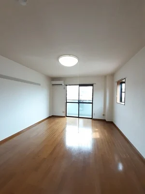 のマンスリーマンション・ウィークリーマンション「ヴェント・コルソ 106・洋室(No.1284107)」メイン画像