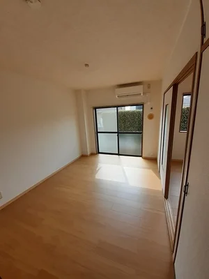 のマンスリーマンション・ウィークリーマンション「キャロット五番館 102・洋室(No.1284159)」メイン画像