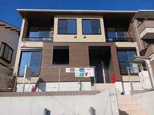 のマンスリーマンション・ウィークリーマンション「クラージュ宝塚 202・洋室(No.1284207)」メイン画像