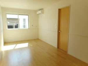 岐阜県のマンスリーマンション・ウィークリーマンション「リバーサイド・サクラ　Ⅲ 101・洋室(No.1284211)」メイン画像