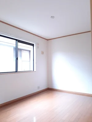 のマンスリーマンション・ウィークリーマンション「アンソレイエⅠ 102・洋室(No.1284215)」メイン画像