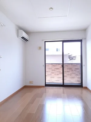 鹿児島県のマンスリーマンション・ウィークリーマンション「アンソレイエⅢ 103・洋室(No.1284218)」メイン画像