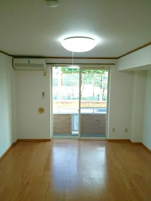 坂出市のマンスリーマンション・ウィークリーマンション「シャン・ミリュー　ⅠＡ 102・洋室(No.1284316)」メイン画像